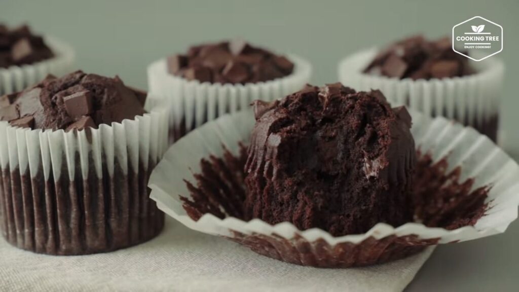 Moist-Chocolate-Chip-Muffins-Recipe-Cooking-tree