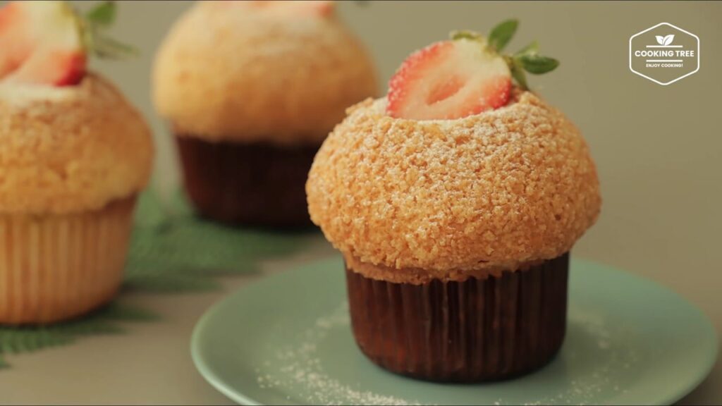 Strawberry Cream Puff(Cookie Choux) Muffin Recipe-Cooking tree