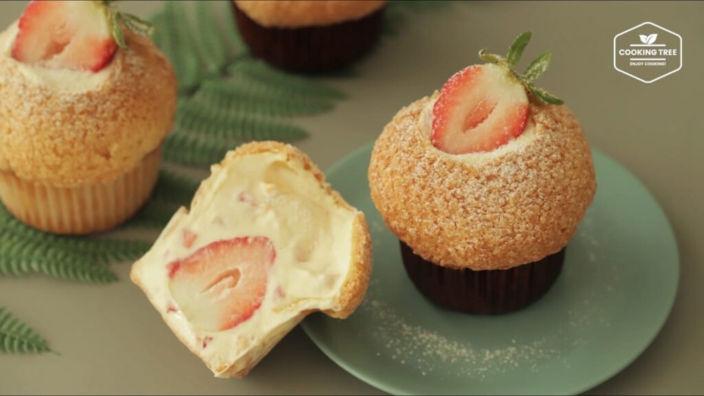 Strawberry Cream Puff(Cookie Choux) Muffin Recipe-Cooking tree