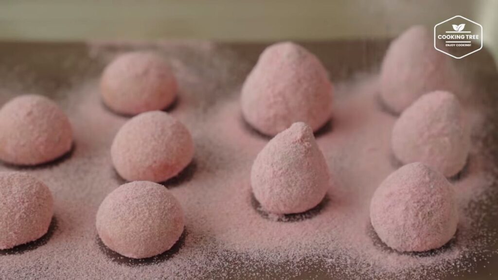Strawberry Snowball Cookies Recipe-Cooking tree