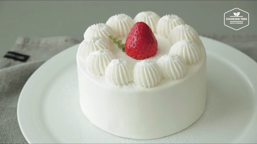 Strawberry Vertical Layer Cake Recipe-Cooking tree