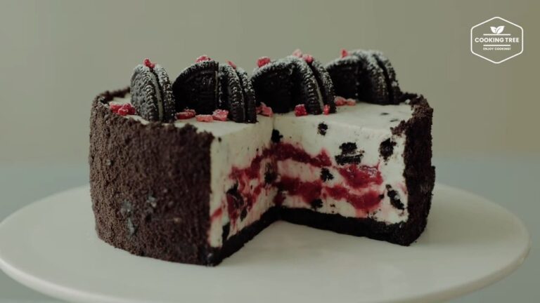 No-Bake Strawberry Oreo Cheesecake Recipe | Cooking Tree