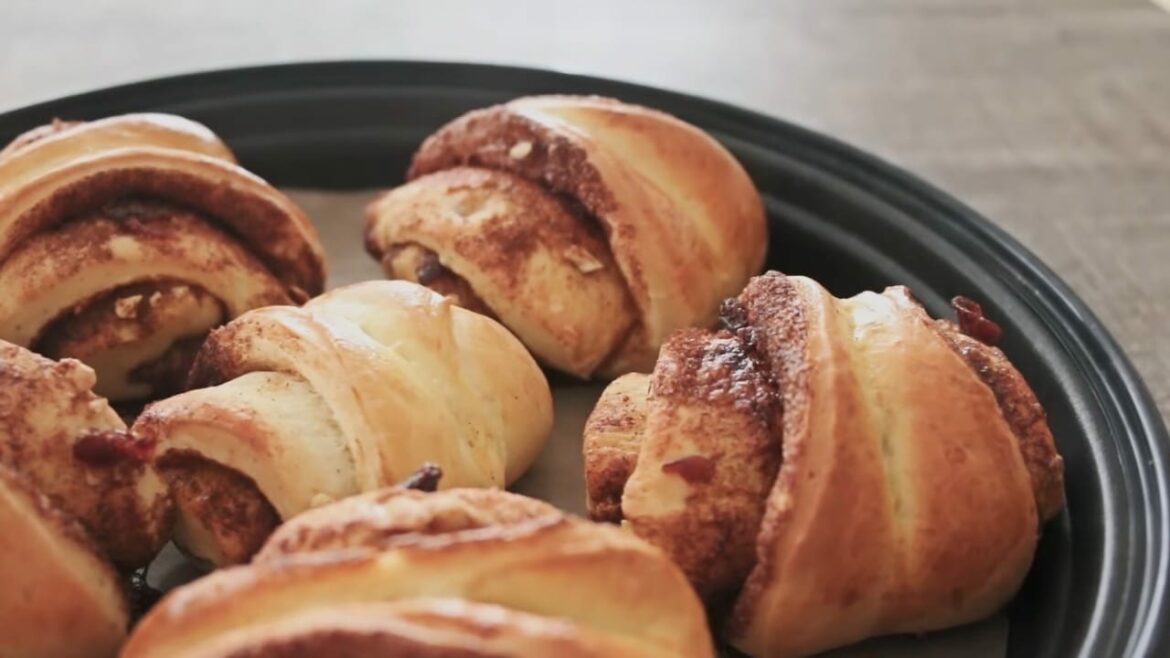 Cinnamon Roll Cooking tree Cinnamon Roll Cooking tree