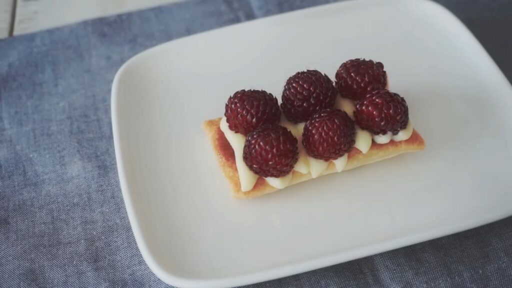 Raspberry mille feuille Cooking tree