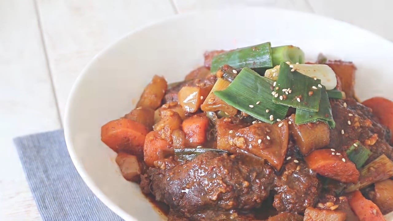 How to Make Spicy Beef steamed (Korean food Recipe)
