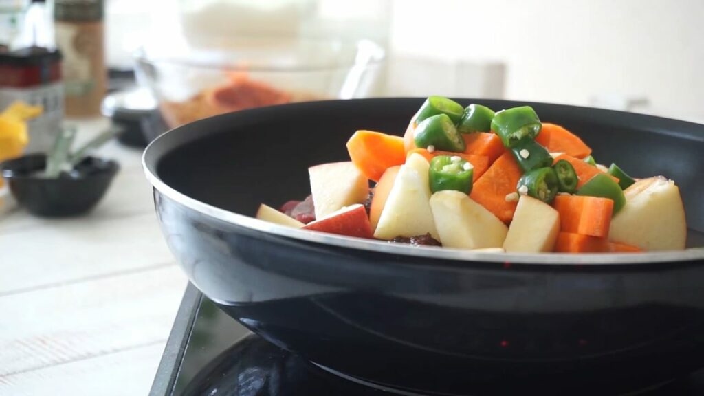 Spicy Beef steamed Korean food Recipe Cooking tree