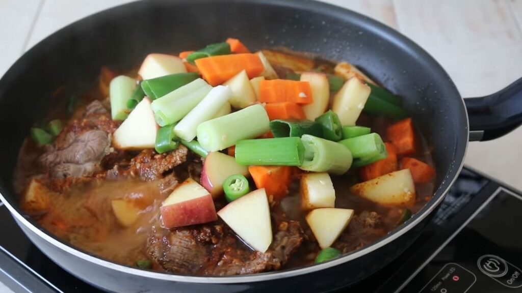 Spicy Beef steamed Korean food Recipe Cooking tree