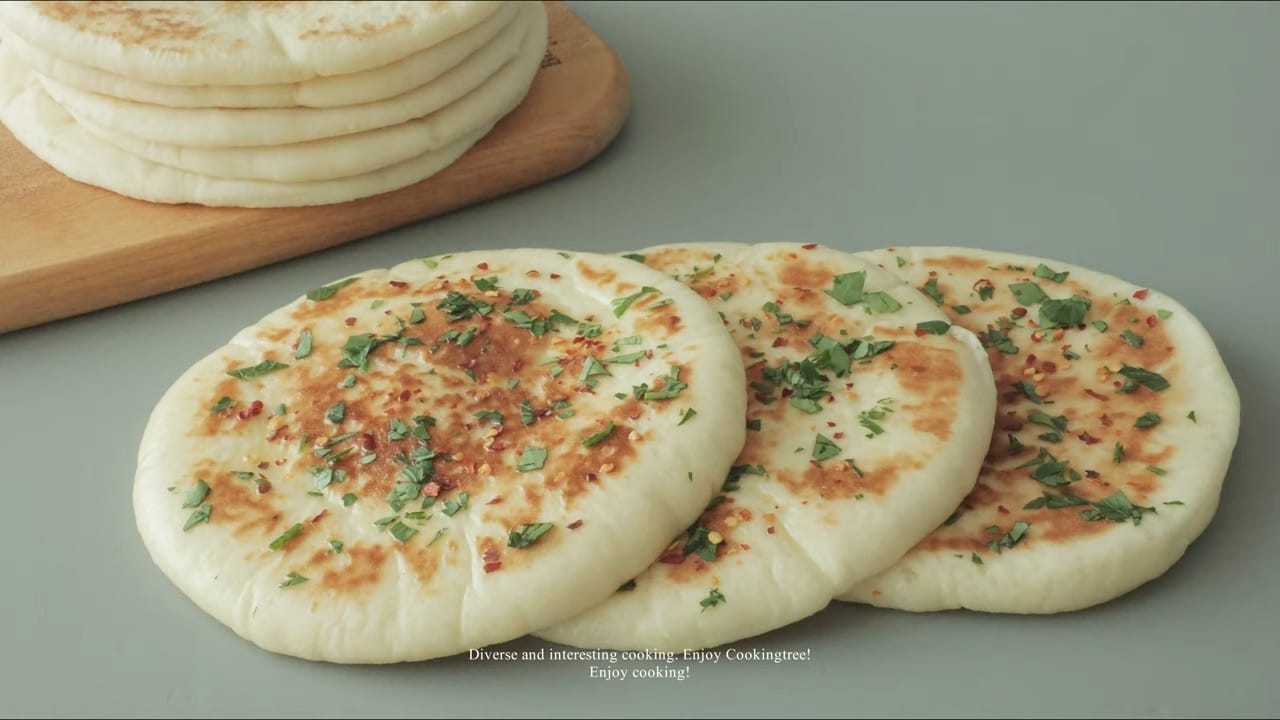 Turkish Flatbread (Bazlama/No Oven Pita Bread) Recipe | Cooking Tree