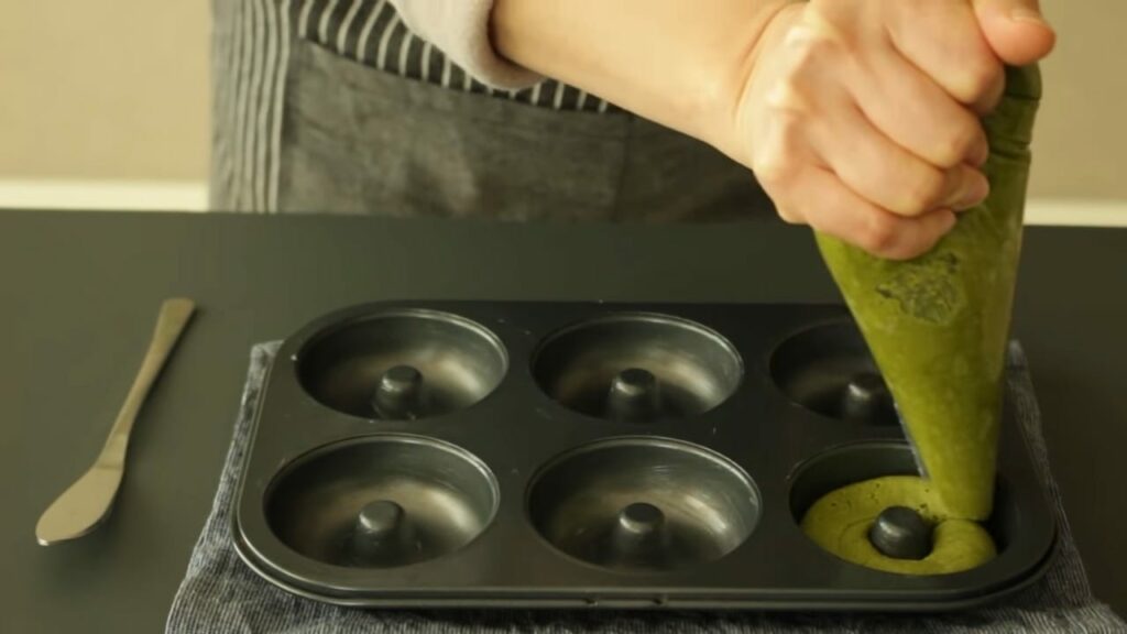Baked matcha green tea doughnut Recipe Cooking tree