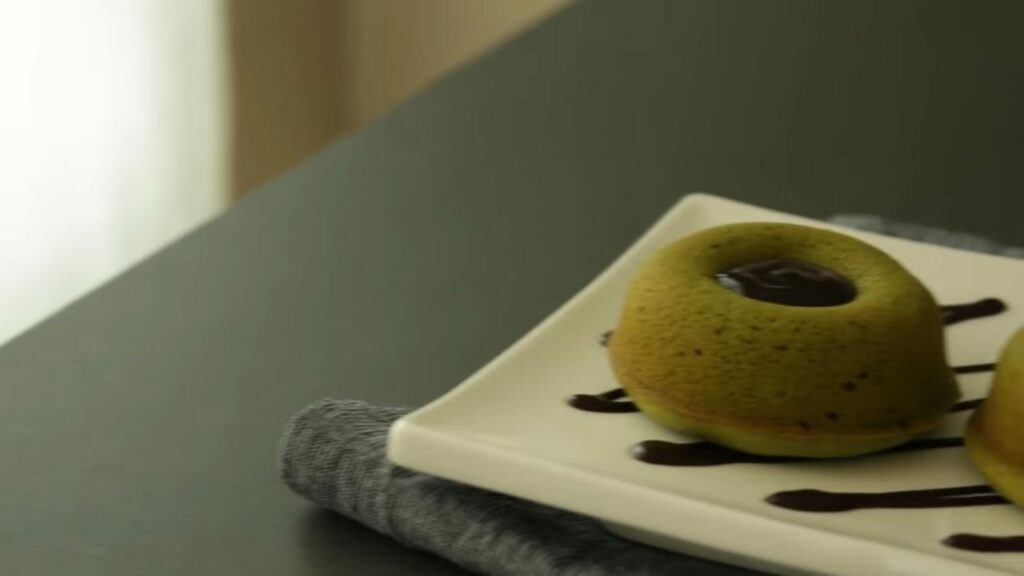 Baked matcha green tea doughnut Recipe Cooking tree