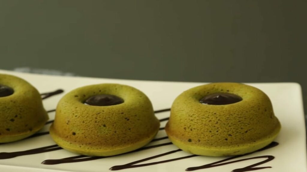 Baked matcha green tea doughnut Recipe Cooking tree