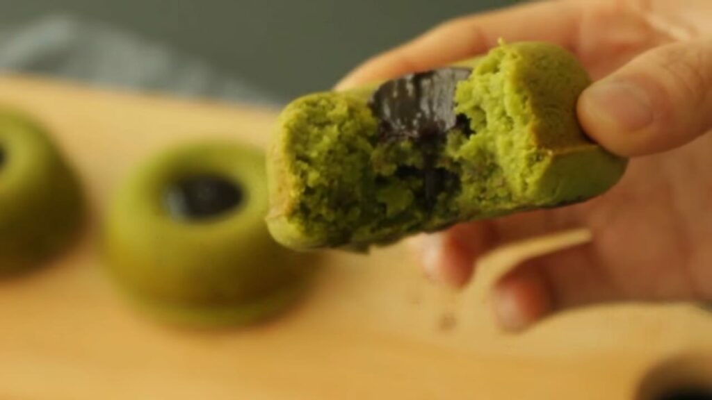 Baked matcha green tea doughnut Recipe Cooking tree