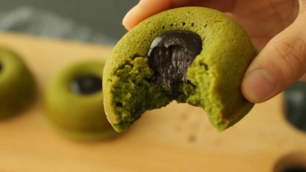 Baked matcha green tea doughnut Recipe Cooking tree