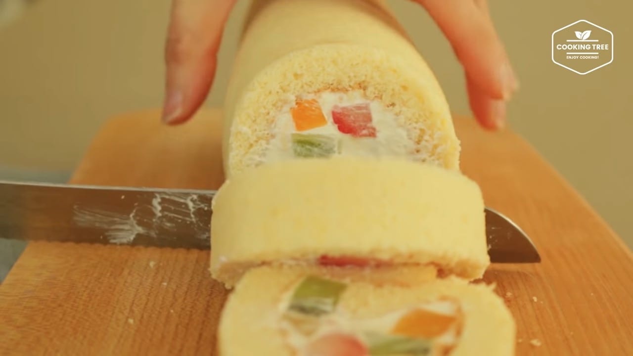 Fruits roll cake Recipe