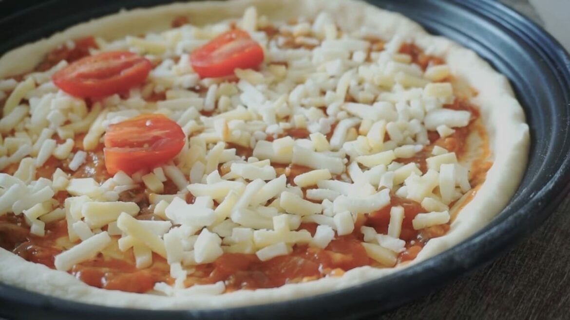 How to make Homemade Tomato Basil Pizza