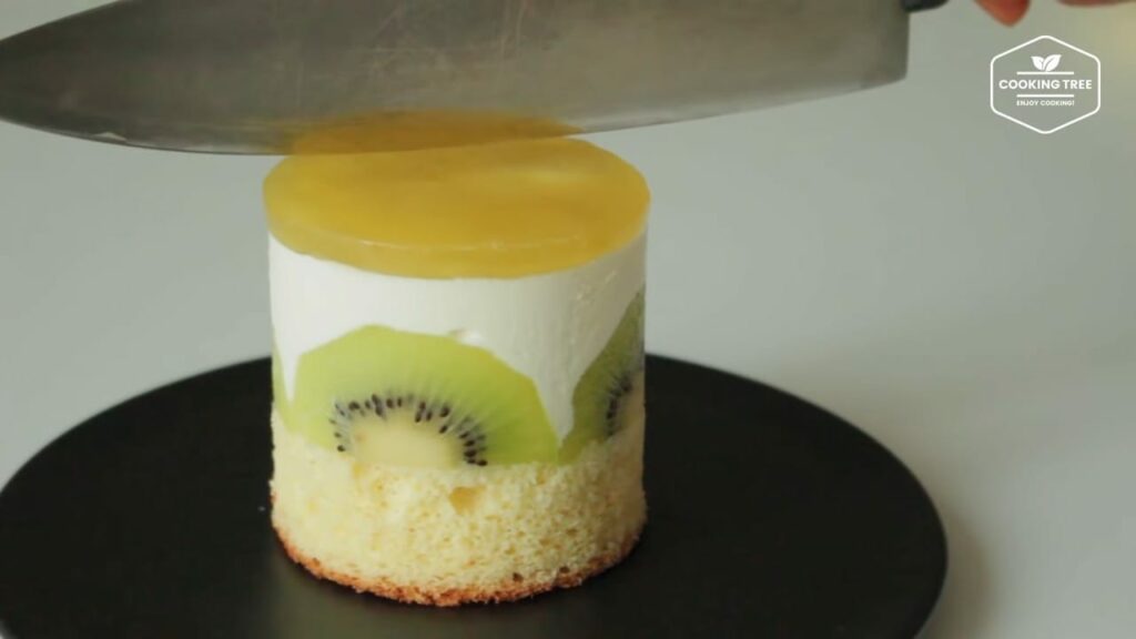 Kiwi yogurt cream mousse cake Rcipe Cooking tree