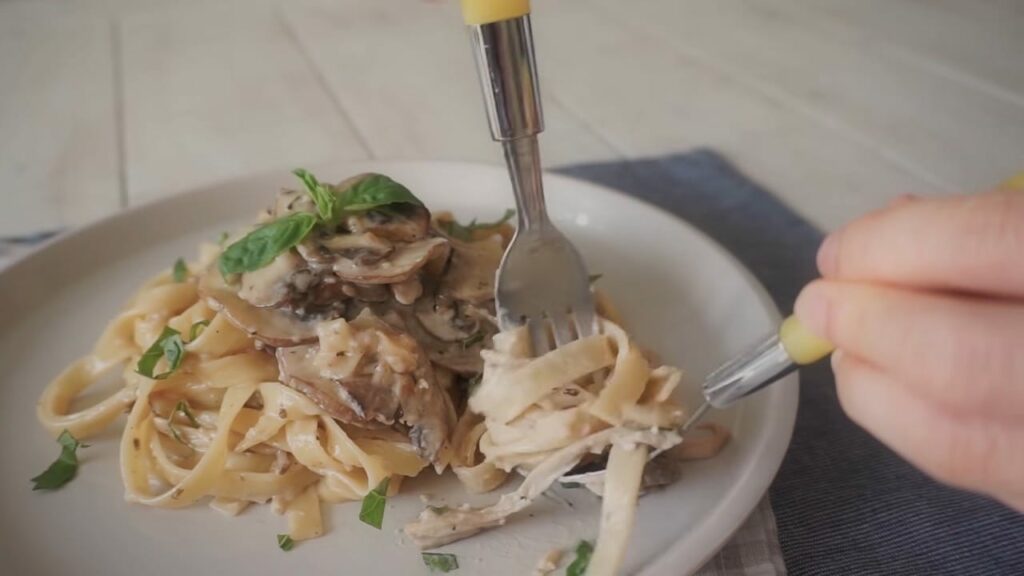 Mushroom Cream Pasta tagliatelle pasta Cooking tree