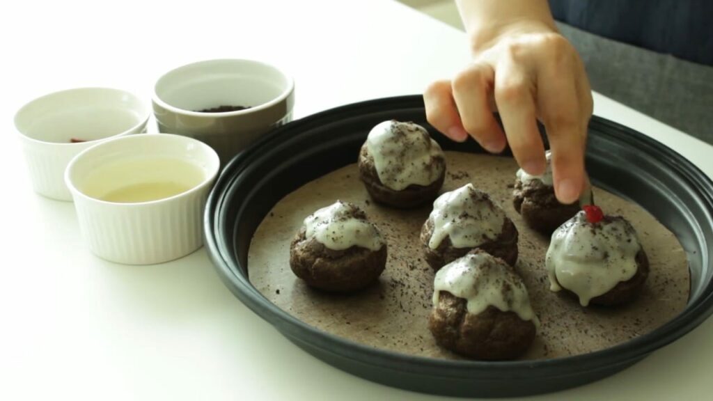Oreo Cream Puffs chocolate choux Cooking tree