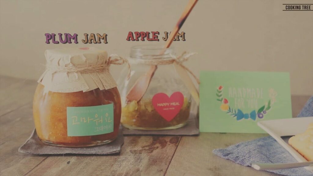 Plum jam apple jam Cooking tree