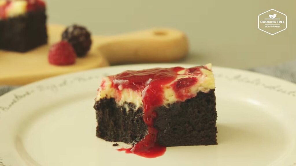 Raspberry cheese brownie Cooking tree