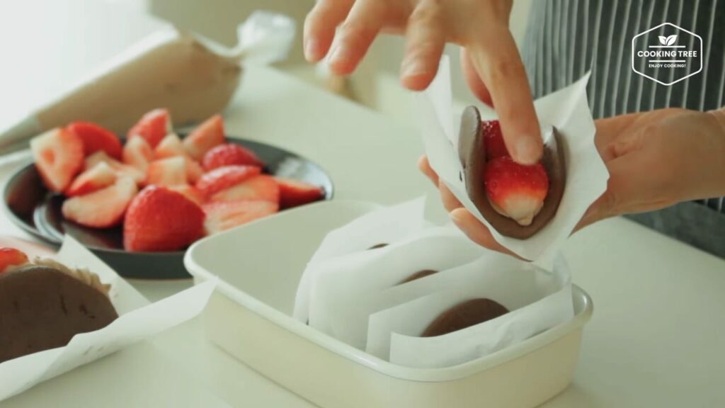 Strawberry Chocolate Omelet Bread Rcipe Cooking tree