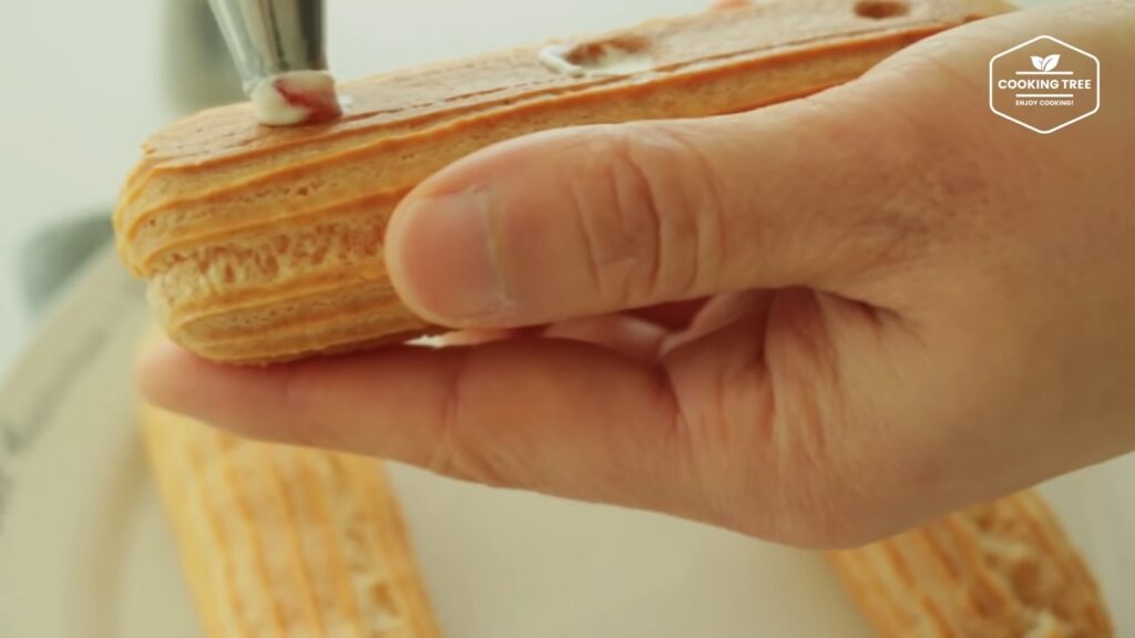 Strawberry Eclair Recipe Cooking tree