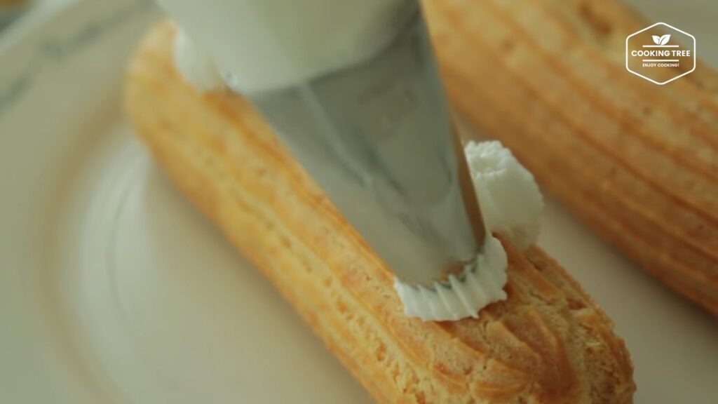 Strawberry Eclair Recipe Cooking tree