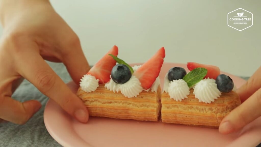 Strawberry Eclair Recipe Cooking tree