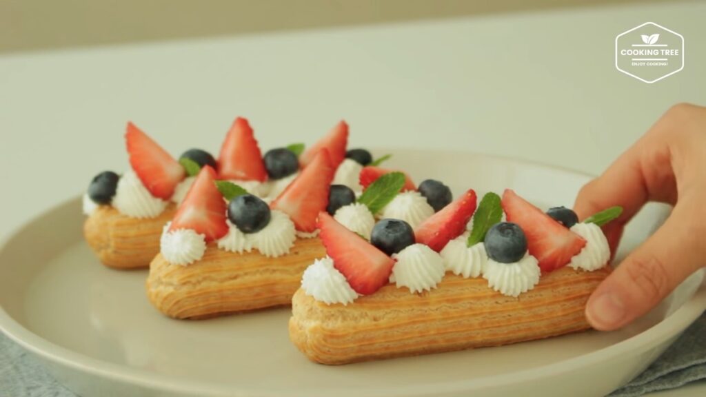 Strawberry Eclair Recipe Cooking tree