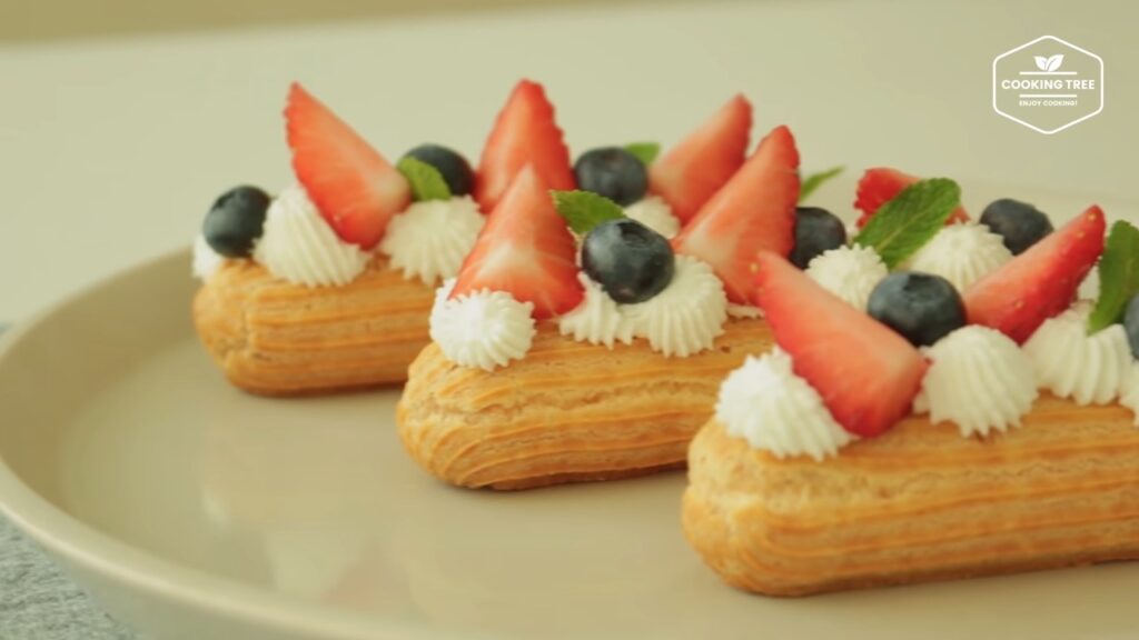 Strawberry Eclair Recipe Cooking tree