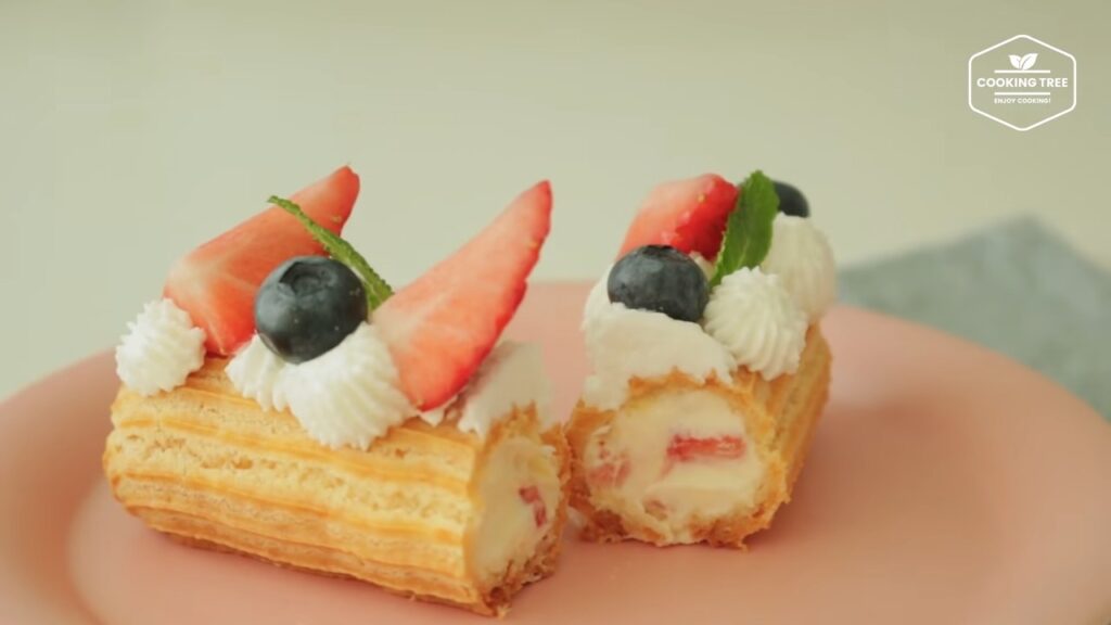 Strawberry Eclair Recipe Cooking tree