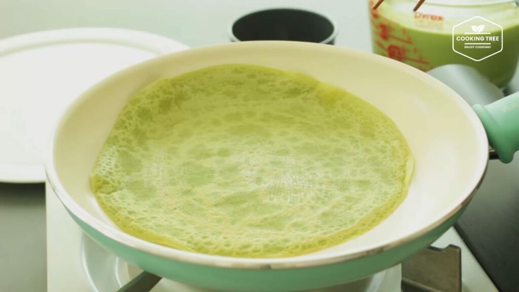 Strawberry green tea Matcha crepe cake Recipe Cooking tree