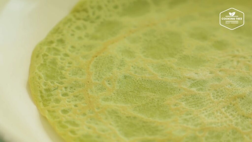 Strawberry green tea Matcha crepe cake Recipe Cooking tree