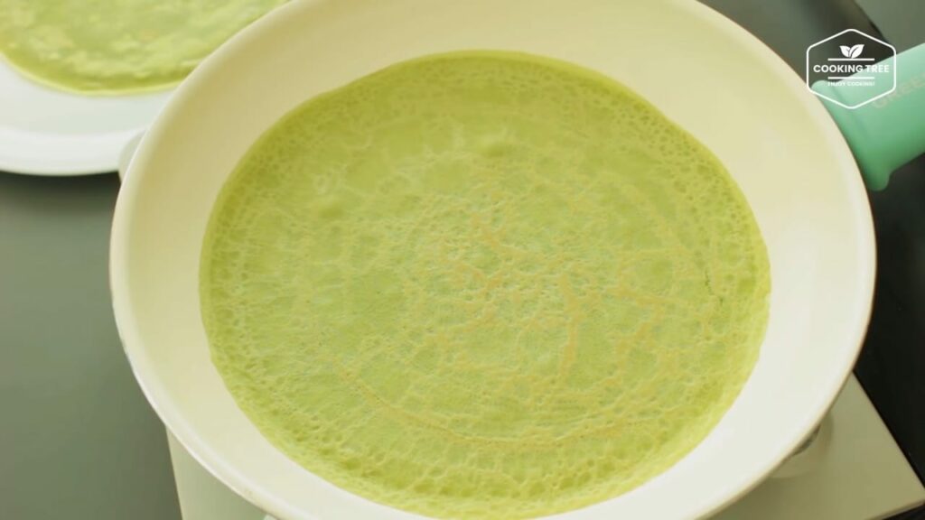 Strawberry green tea Matcha crepe cake Recipe Cooking tree