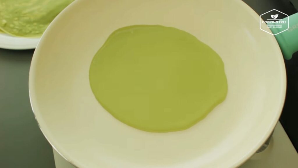 Strawberry green tea Matcha crepe cake Recipe Cooking tree