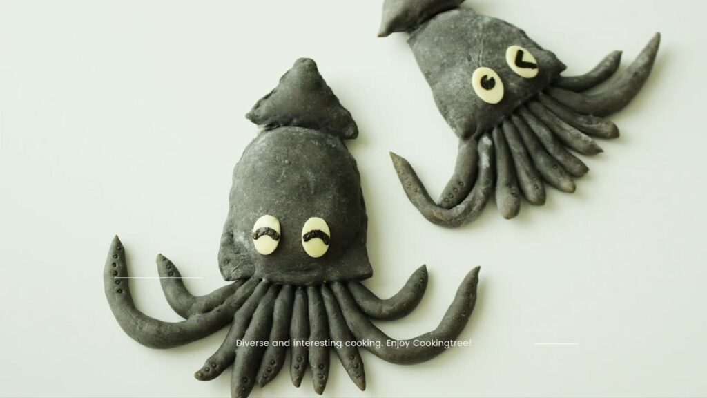 squid ink pizza bread Cooking tree