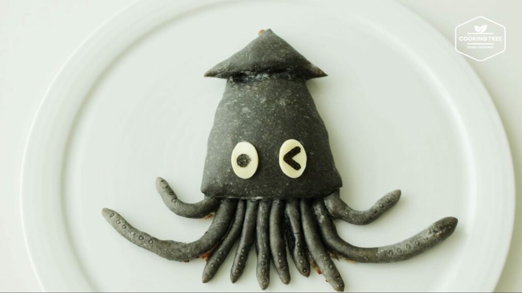 squid ink pizza bread Cooking tree