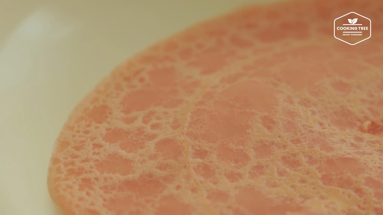 chocolate-strawberry-crepe-cake-recipe