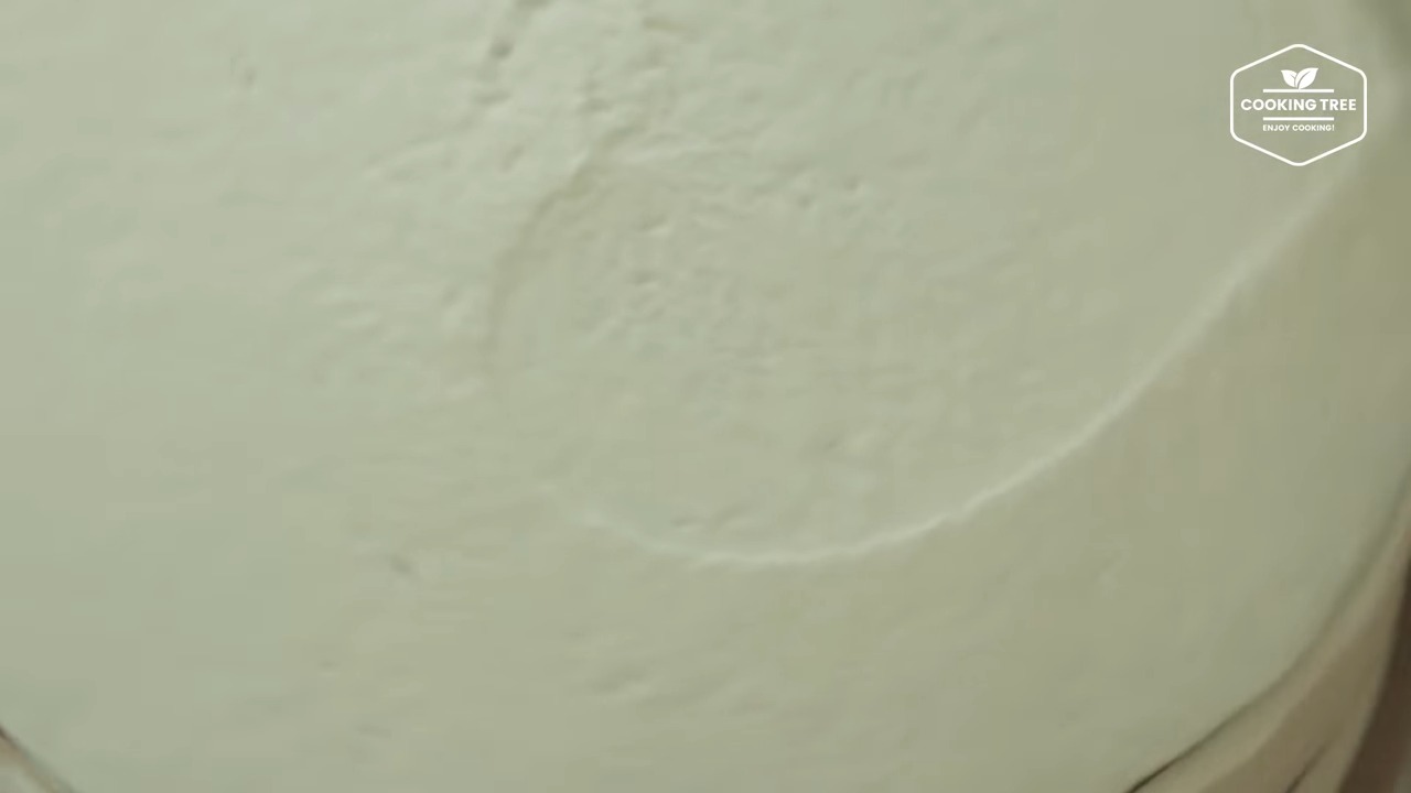 chocolate-strawberry-crepe-cake-recipe