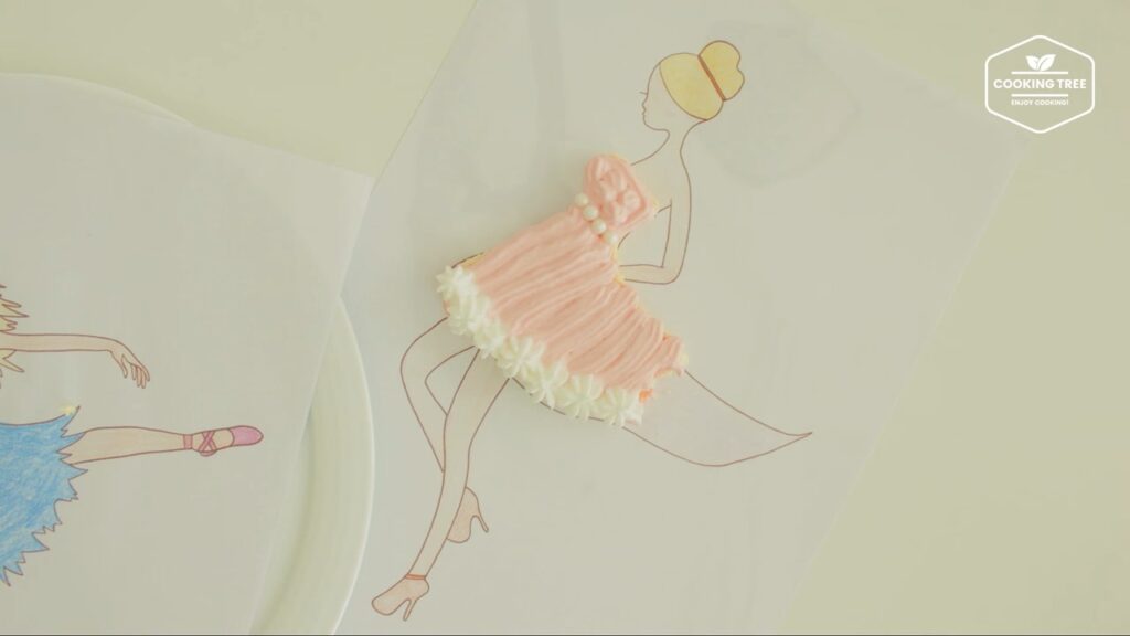 Making an Edible Dress cake idea for kids Cooking tree
