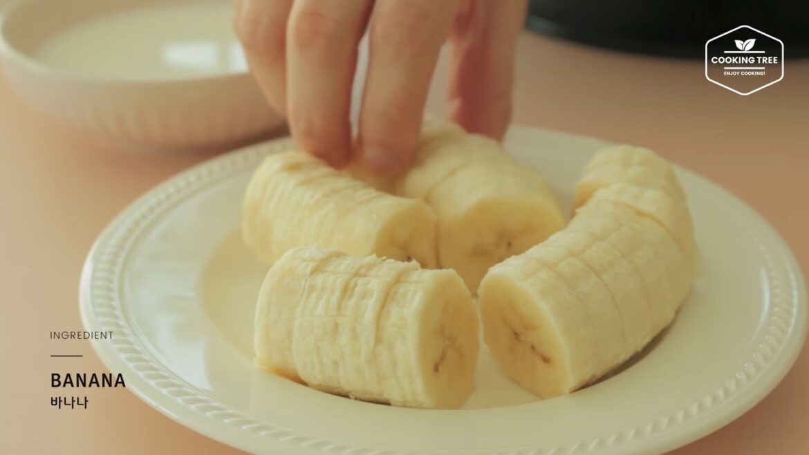 No bake! Banana cookie cake Recipe