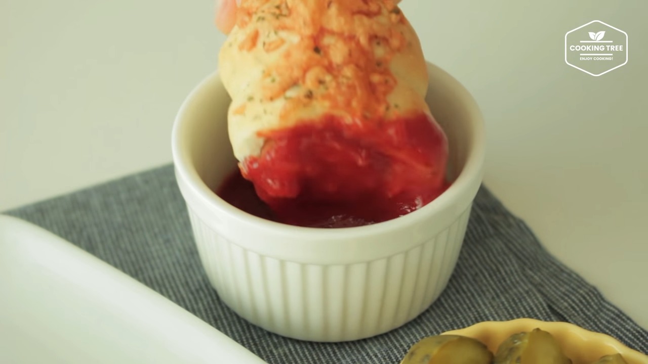 Sausage Bread Roll Recipe