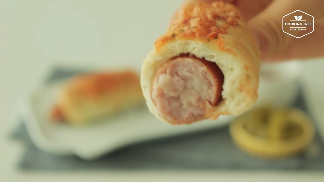 Sausage Bread Roll Recipe