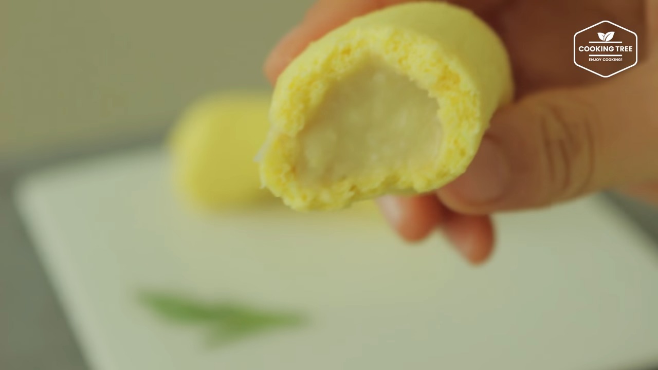 Tokyo Banana Recipe (Banana roll cake)