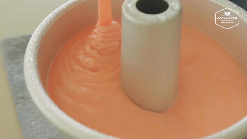 딸기 시폰 케이크 만들기 쉬폰 생크림 케이크 Strawberry Chiffon Cake Recipe ストロベリーシフォンケーキ Cookingtree쿠킹트리 screenshot