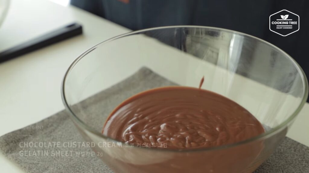 Chocolate strawberry fraisier cake Recipe Cooking tree