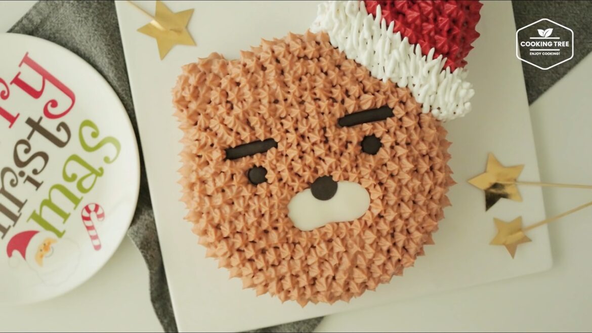 Christmas Santa Ryan Strawberry cake Recipe Cooking tree