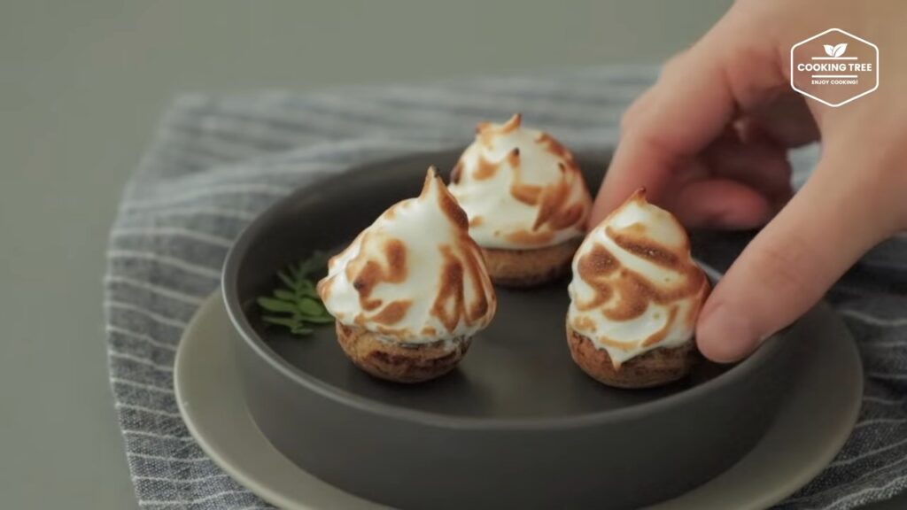 Cocoa meringue choux Cream puffs Recipe Cooking tree