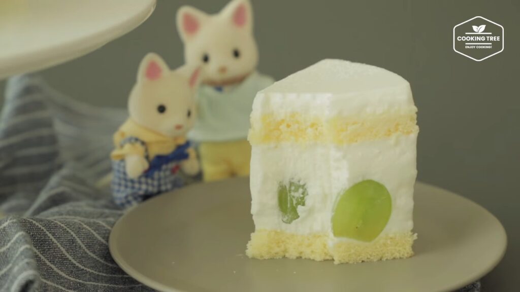 Green grape yogurt cream cake Recipe Cooking tree