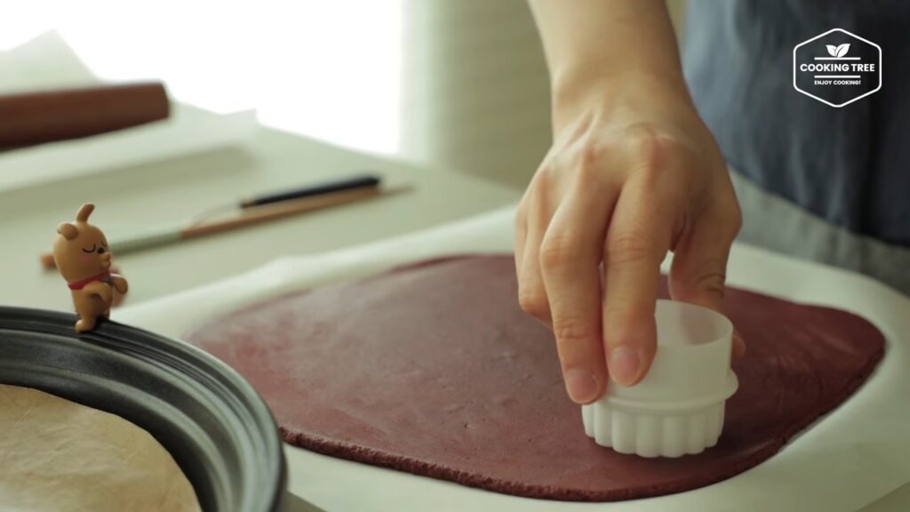 Red velvet oreo cookies Recipe Cooking tree